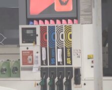 Українським водіям озвучили прогноз цін на паливо у червні