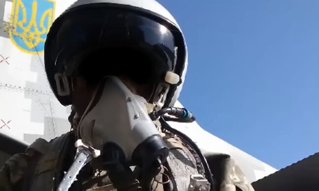 Наконец-то Украина защитит небо, море и сушу: Резников заинтриговал. Будет удар по Путину