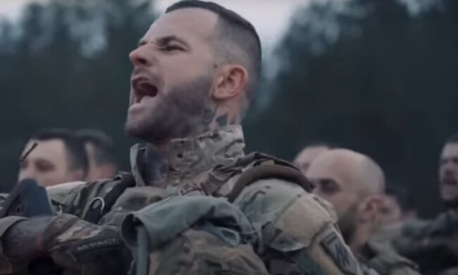 Бойцы полка "Азов", фото: youtube.com