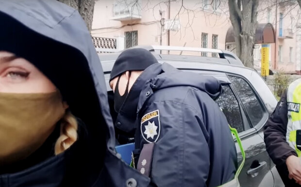 Национальная полиция Украины. Фото: скриншот YouTube-видео.