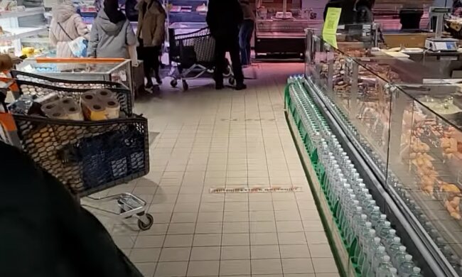 В супермаркетах Сильпо предупредили украинцев насчет налички. Что нужно знать