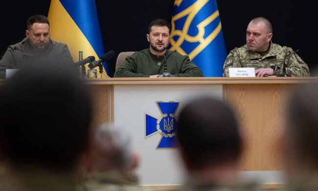 Владимир Зеленский, Андрей Ермак и Василий Малюк, фото: Офис Президента