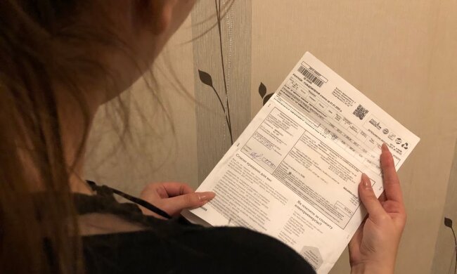 Блокування карт, виселення з дому та санкції. Українцям придумали "пастку" через відмову платити за комуналку