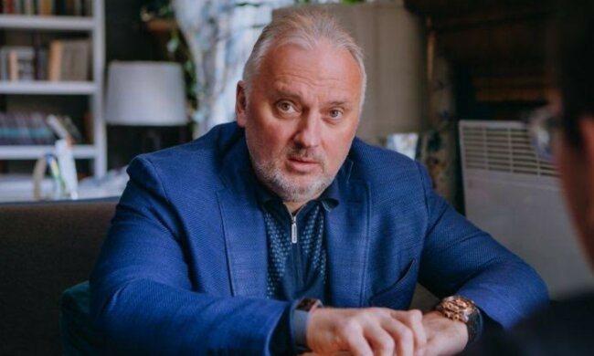 Рейдерская группа экс-нардепа Вадима Нестеренко захватила очередное агропредприятие в Днепропетровской области, - СМИ