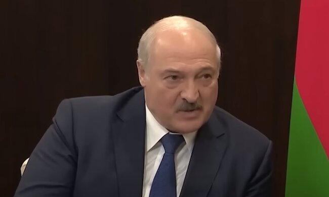 Весняне помутніння: Лукашенко хоче знищити ядерну зброю, яку йому дасть Путін