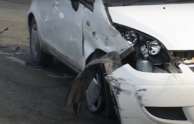Авария на дороге, фото: youtube.com