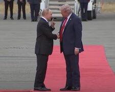 Владимир путин и Дональд Трамп, кадр из видео