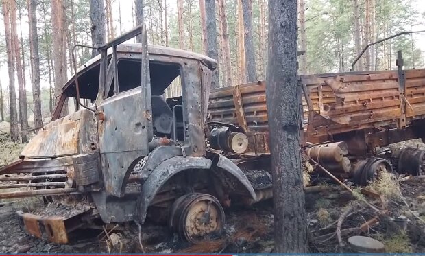 Это уже полный конец: россиян заставляют идти в штурм на ворованных "Жигулях" и мотоциклах