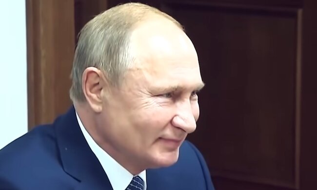 "Два тижні будуть робити вигляд, що він живий": у Зеленського розповіли про похорон Путіна