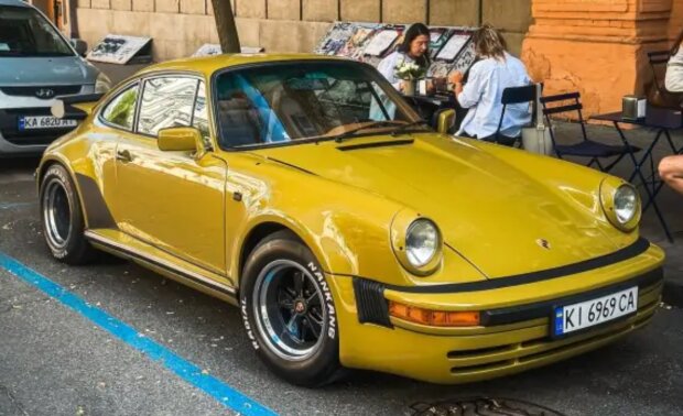 Porsche 911 Turbo (930), фото из соцсетей