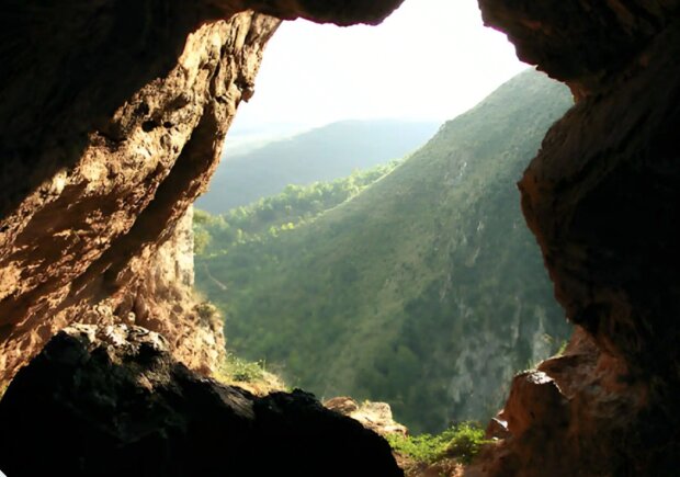 Пещера, изображение: istock