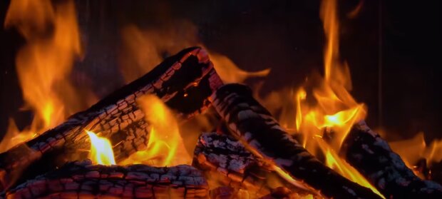 Огонь: скрин с видео