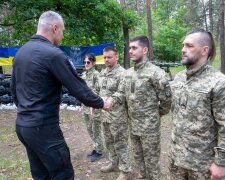 Ще понад 1600 дронів від киян отримали бійці 12 армійського корпусу, - Кличко