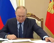 Путіна усунуть від влади відразу після звільнення Херсона, - Піонтковський