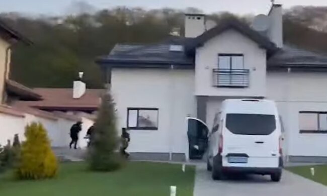 Вот это улов: задержали Витю-пана. Вся страна дрожала. Ну и пузо у него