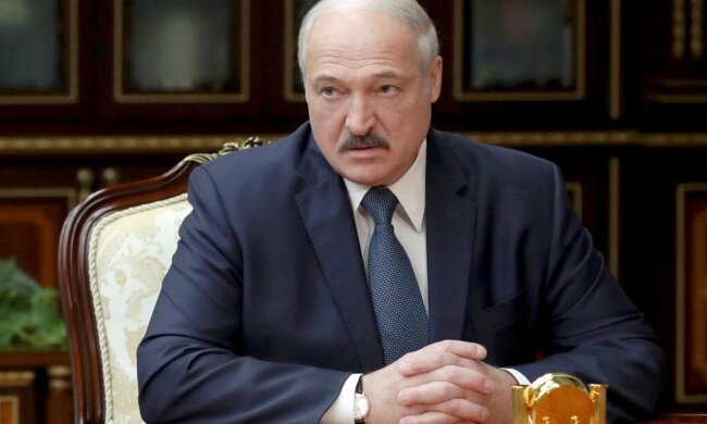 Лукашенко срочно прилетел к Путину и начал дрожащим голосом рассказывать про полный крах