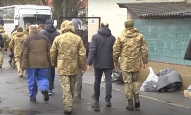 На сколько дней в военкомате выдадут разрешение на поездку в другую область. Разъяснение