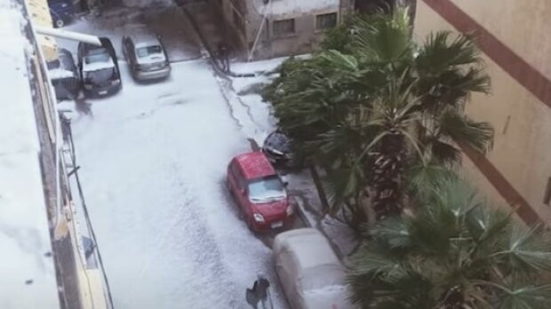 Снег в Хургаде 1 января 2022, фото: youtube.com