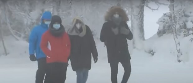 Надвигаются сильные снегопады: синоптики срочно предупредили украинцев