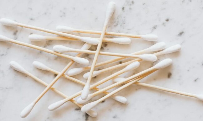 Ватные палочки. Фото: YouTube