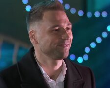 "Дуже соковита": екс -"Холостяк" Макс показав дружину в міні-бікіні
