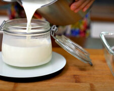 Домашній йогурт. Фото: скріншот YouTube-відео.