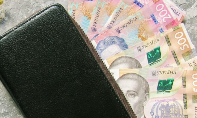 Это нужно знать: в Украине изменили порядок выплат переселенцам. Что изменилось