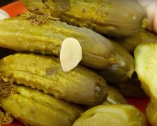 Маринованые огурцы