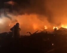 Вогняне пекло у Севастополі: з'явилися перші кадри пекла. Деяких людей врятувати не вдалося