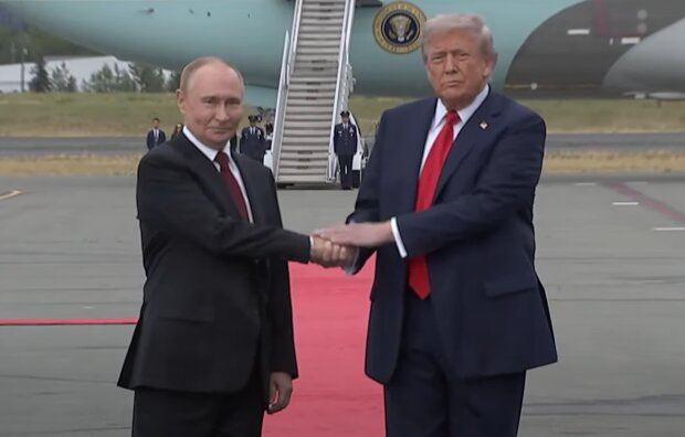Владимир путин и Дональд Трамп, кадр из видео