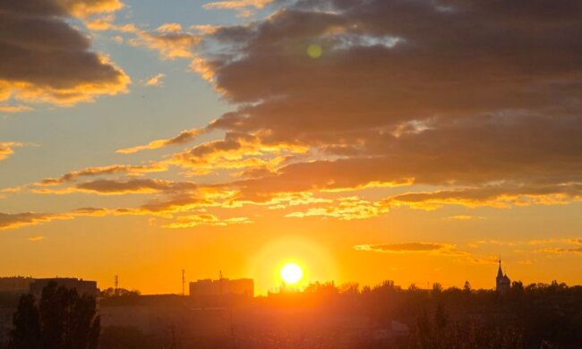 Закат, Киев, фото из соцсетей