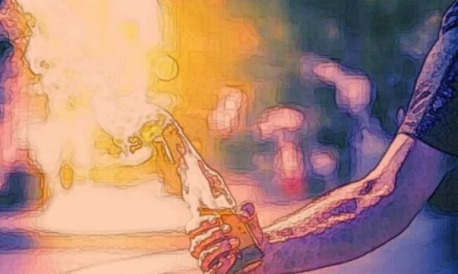 Вот это умельцы: украинцы создали катапульту для запуска коктейлей Молотова. Видео