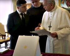 Президент України і Папа Римський. Фото: скріншот YouTube-відео.