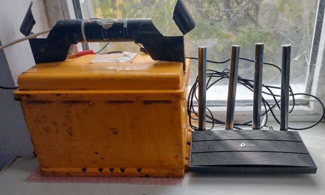 Самодельный повербанк для роутера, фото: mc.today