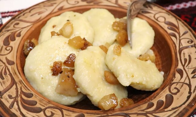 Старовинний рецепт справжніх гуцульських вареників. Фото: YouTube