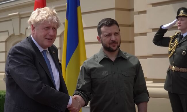 Друг, не кидай Україну: Борис Джонсон оголосив про відставку. Що буде далі