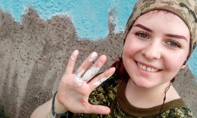 Легендарна парамедик "Пташка" показала, як виглядала до війни. Фото