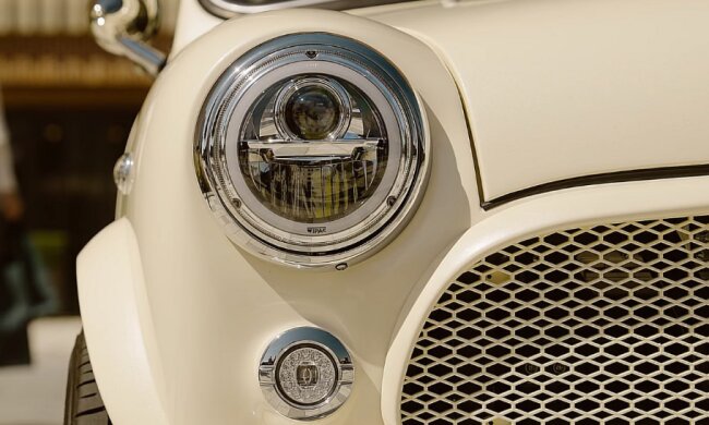 Электромобиль Mini eMastered