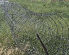 Майже 14 млн гривень переплати на оборонні матеріали: силовики повідомили про викриття чиновника Костянтинівської міськради
