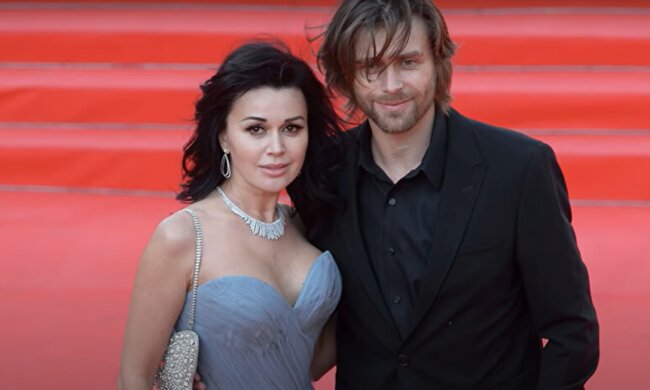 Анастасия Заворотнюк и Петр Чернышев. Фото: скриншот YouTube