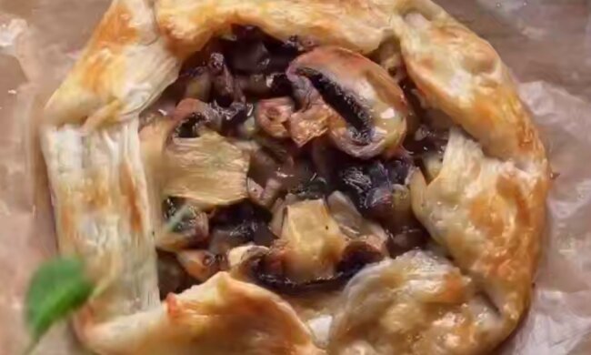 Грибний пиріг, кадр з відео