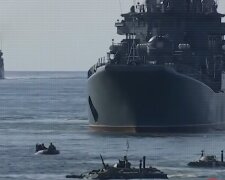 Путін розлютився: у Чорному морі вперше скупчилися майже всі десантні кораблі Росії