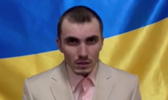 Анекдот года: российский военнопленный дает показания в свадебном костюме. Видео
