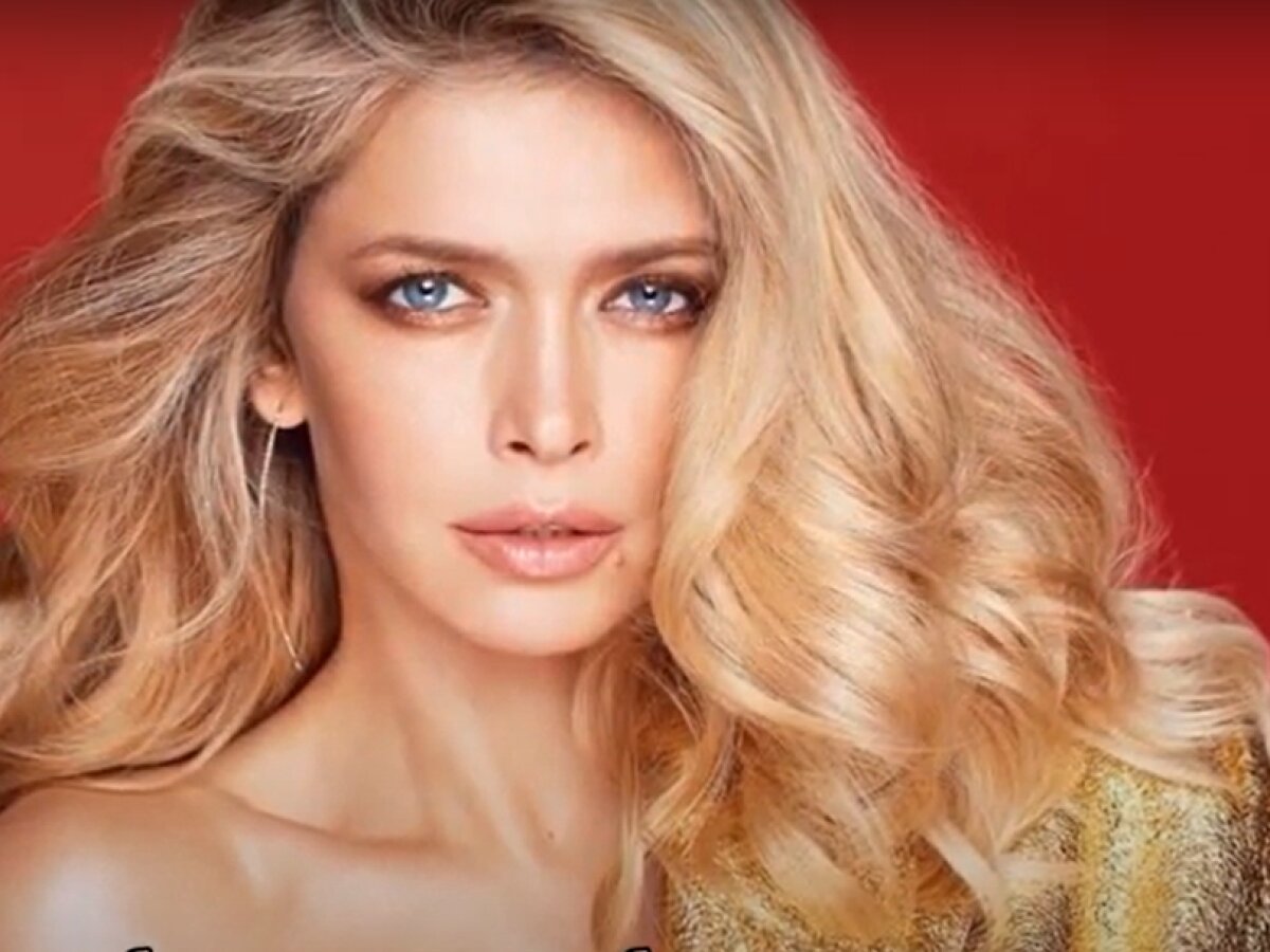 Слишком большой разрез: Вера Брежнева показала, что у нее под платьем.  Hyser.com.ua