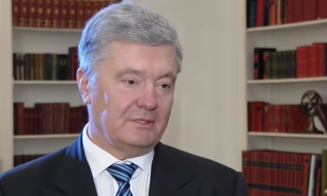 Экономист: Порошенко нашел "крышу" на Западе и возвращается в Украину