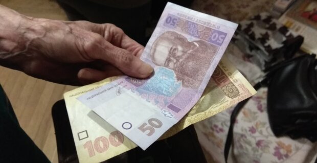 "Карантинних" грошей не буде. Українців вже попередили. Знову кинули