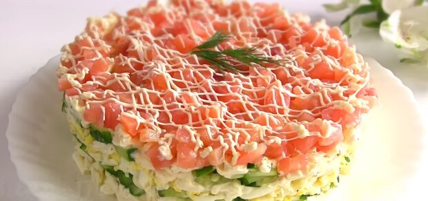 Салат із червоною рибою