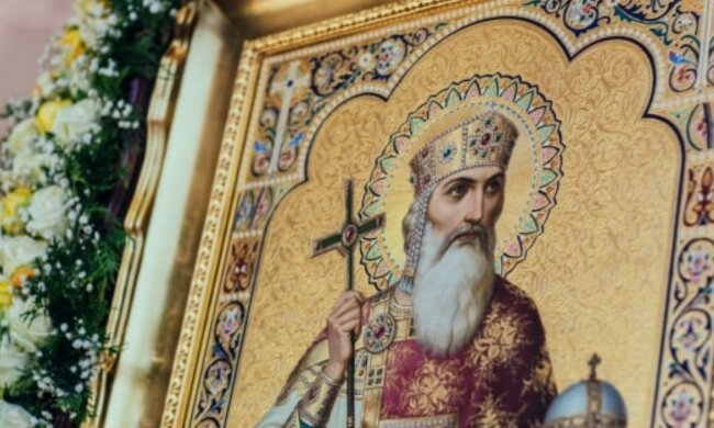Митрополит Антоній розповів про святині, які прибудуть до Києва