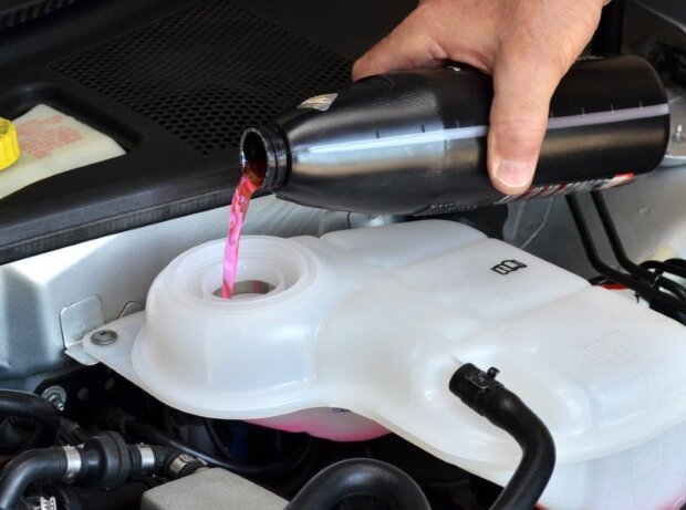 Антифриз, изображение из свободных источников