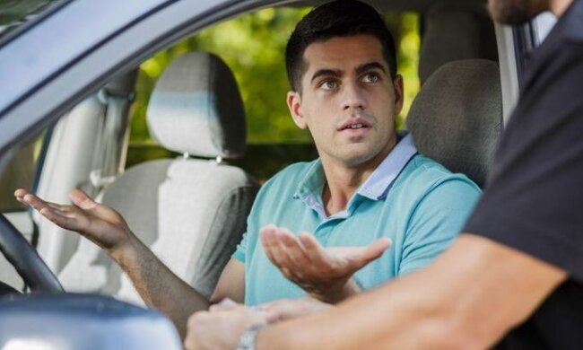 За рулем, фото: youtube.com